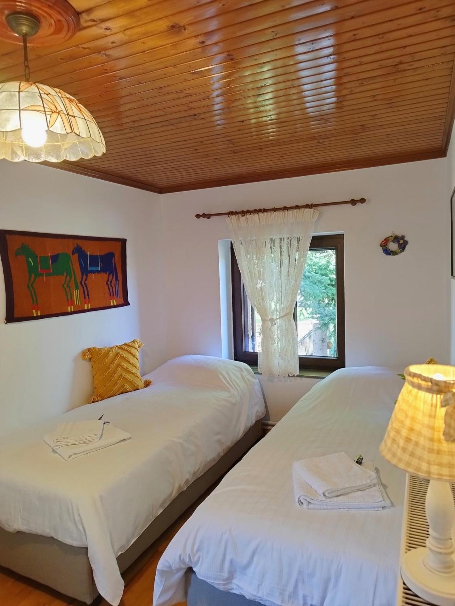 Cosy Lake House, Μια Ανάσα Πριν Τη Λίμνη Kalívia Exterior foto