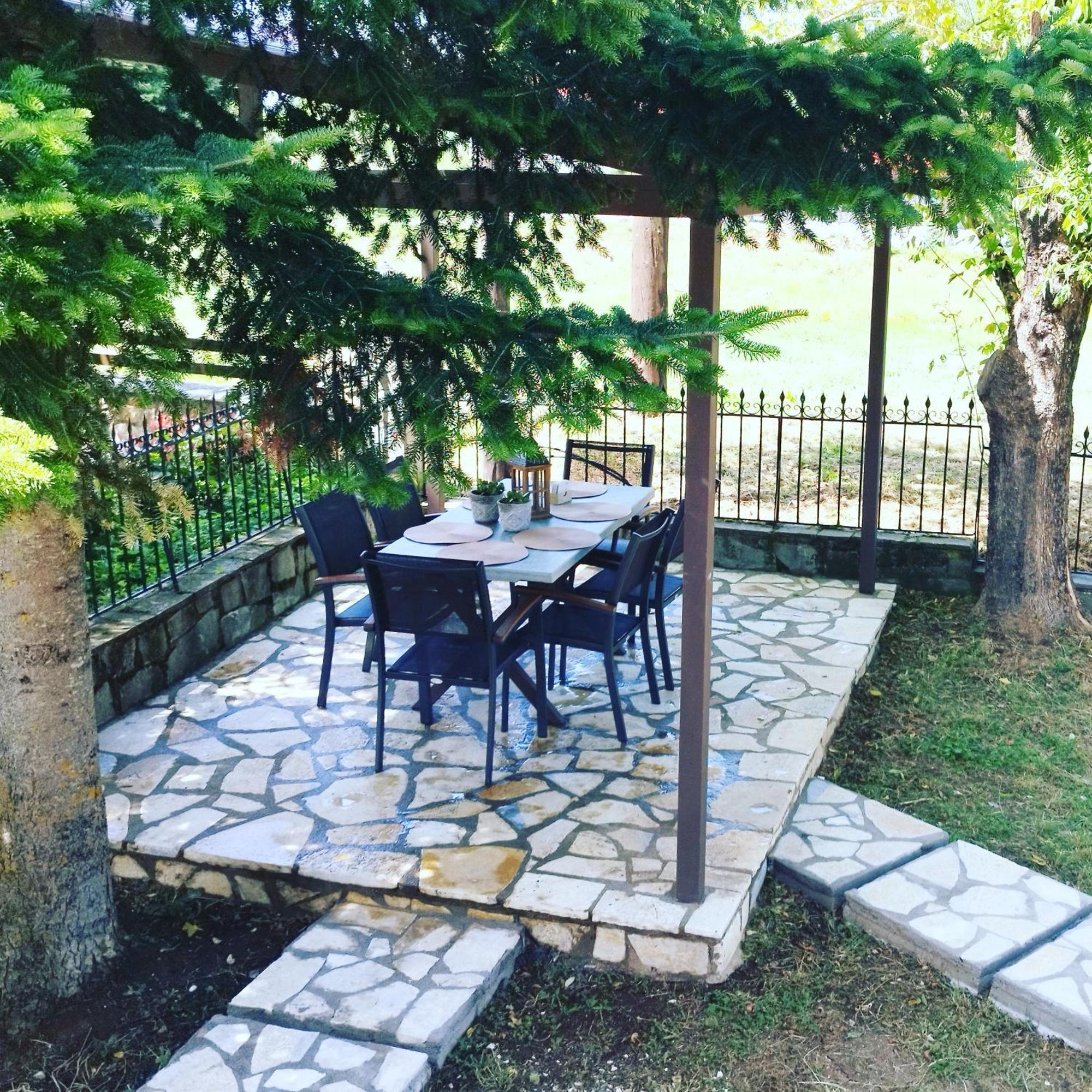 Cosy Lake House, Μια Ανάσα Πριν Τη Λίμνη Kalívia Exterior foto